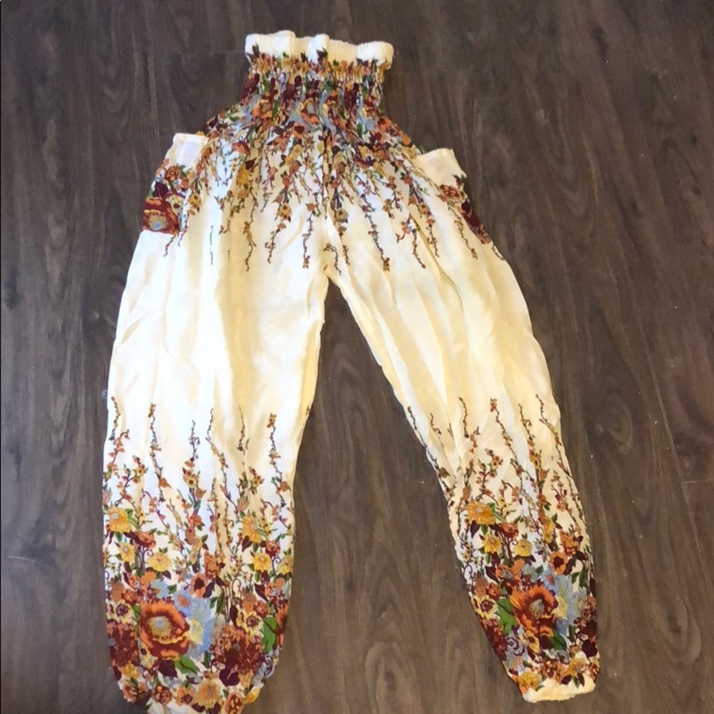 Hippie stretch pants with pockets